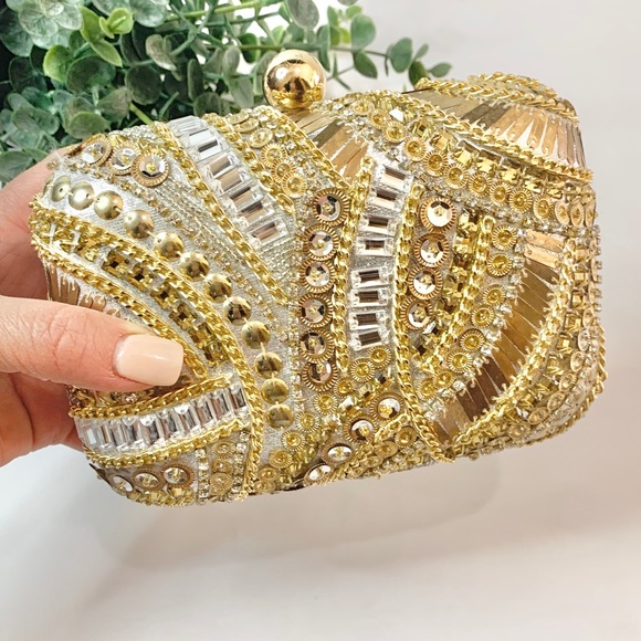 INC Jocelyn Beaded clutch Gold Chain Strap Bag Sequins Bag - Picture 2 of 11